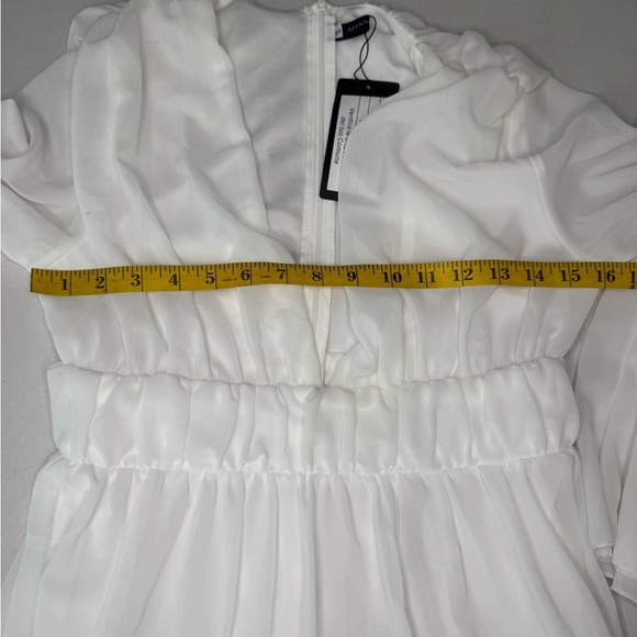 Miss ORD White V-neck Ruffle Hem Vacation Dress Size Small. A37 - Picture 13 of 13
